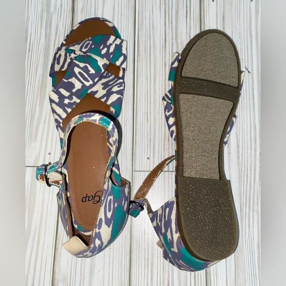 GAP Girls Animal Print Strapy Sandals Size 2 - Picture 4 of 7
